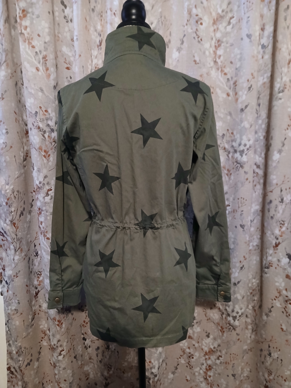 Knox Rose Olive Green Star Motif Utility Jacket - Picture 4 of 5
